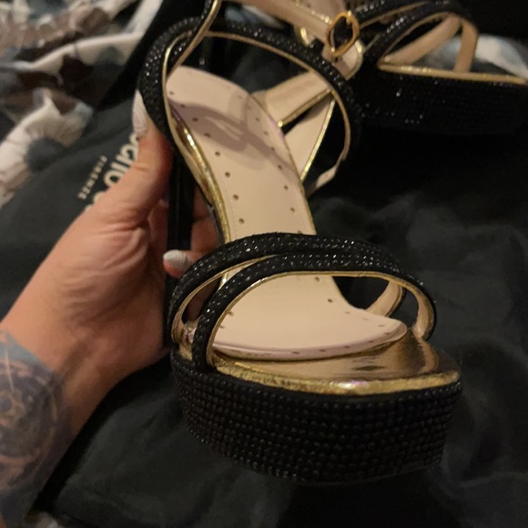 Roberto Cavalli Embellished Sandals - Picture 11 of 12